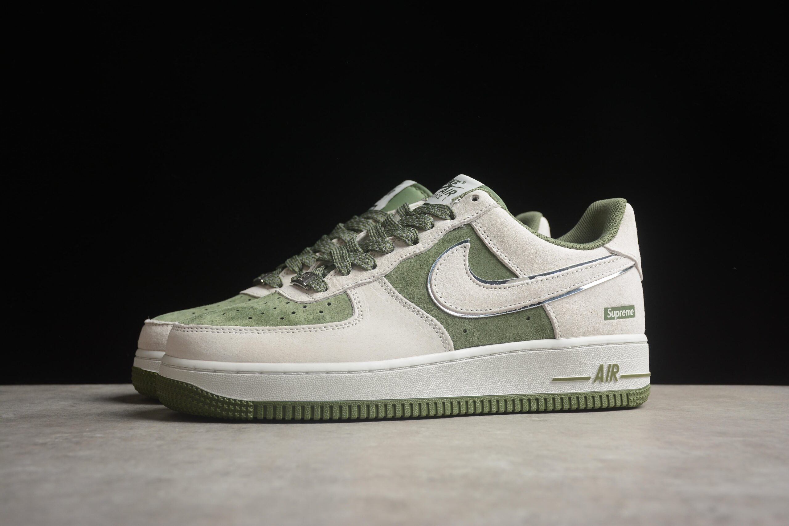 Supreme x Nk Air Force 1'07 Low ME2392-106 - Image 4