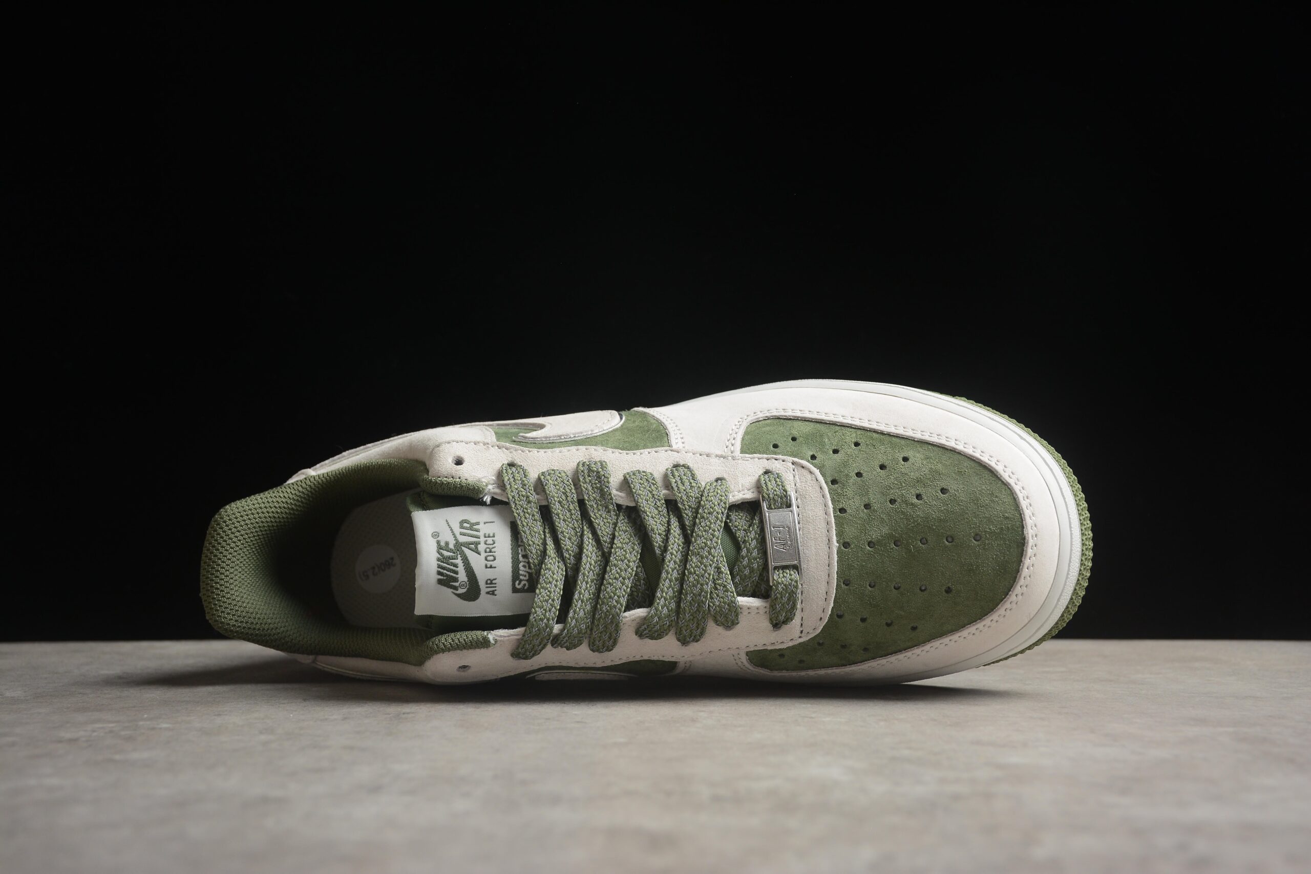 Supreme x Nk Air Force 1'07 Low ME2392-106 - Image 5