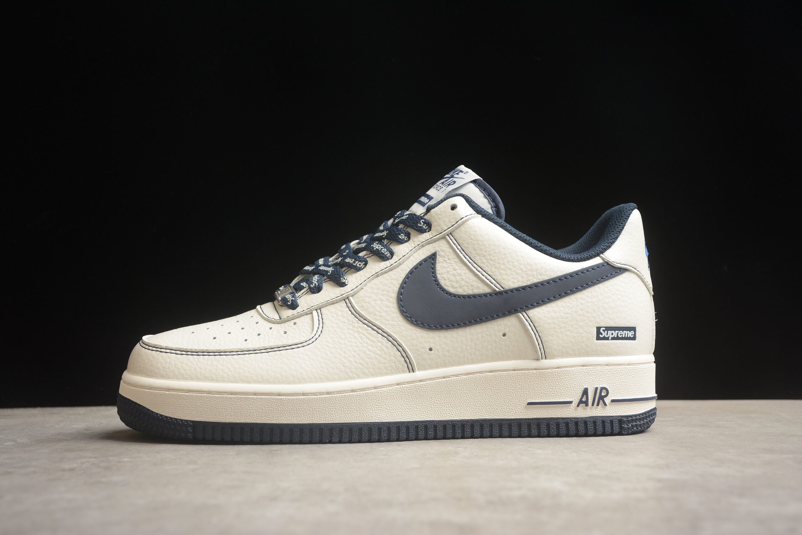 Supreme x Nk Air Force 1'07 Low SU0220-005 - Image 3