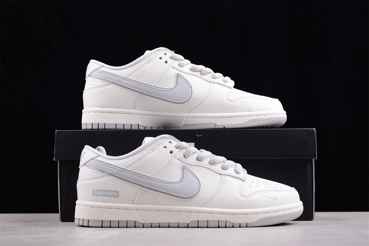 Supreme x Nk SB Dunk Low RM2308-233 - Image 4