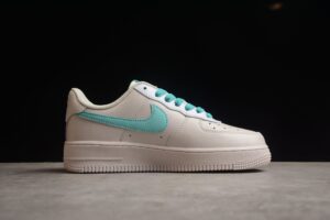 Tiffany & Co. x Nk Air Force 1'07 Low SP "Friends and Family" DZ1382-211