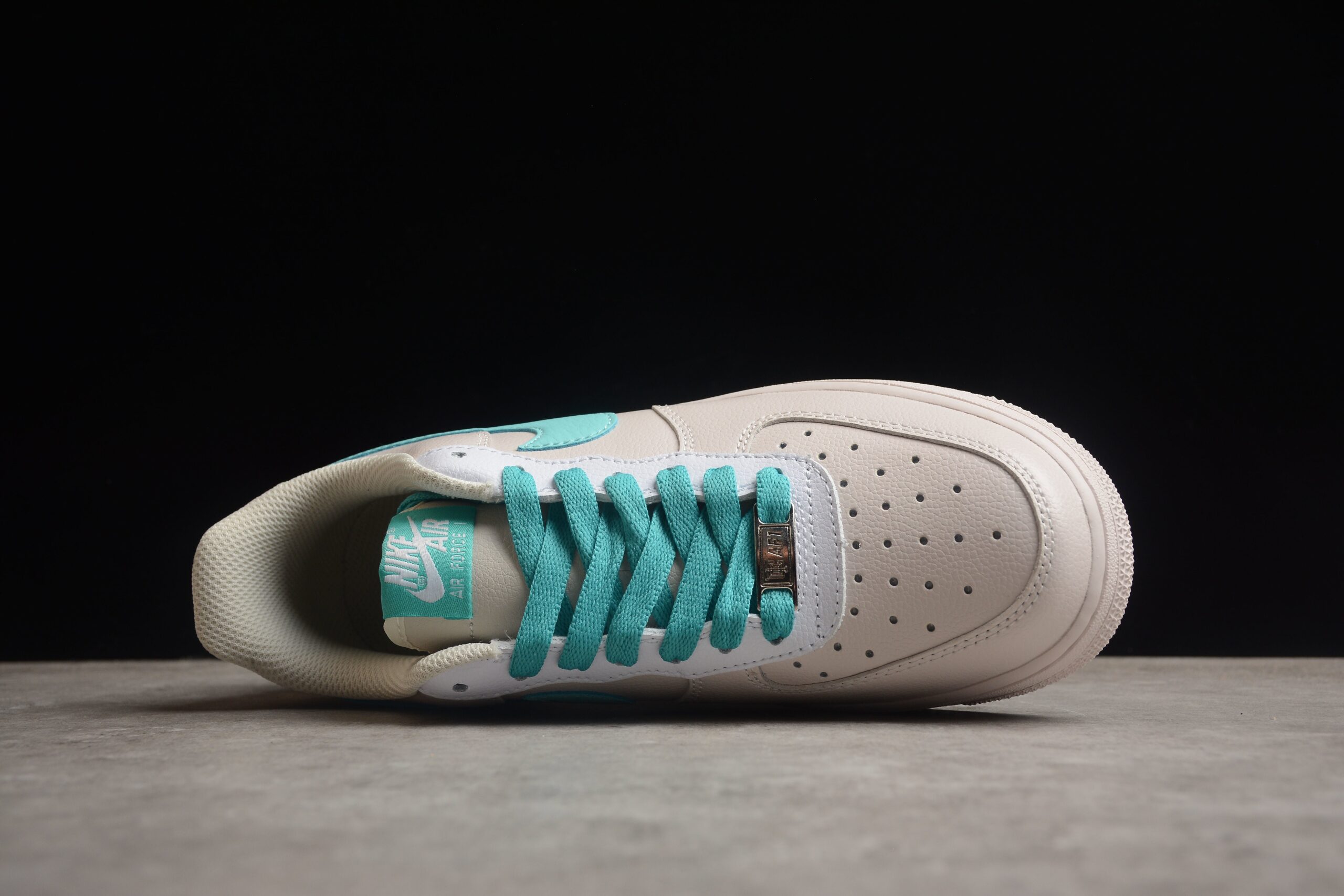 Tiffany & Co. x Nk Air Force 1'07 Low SP "Friends and Family" DZ1382-211 - Image 5