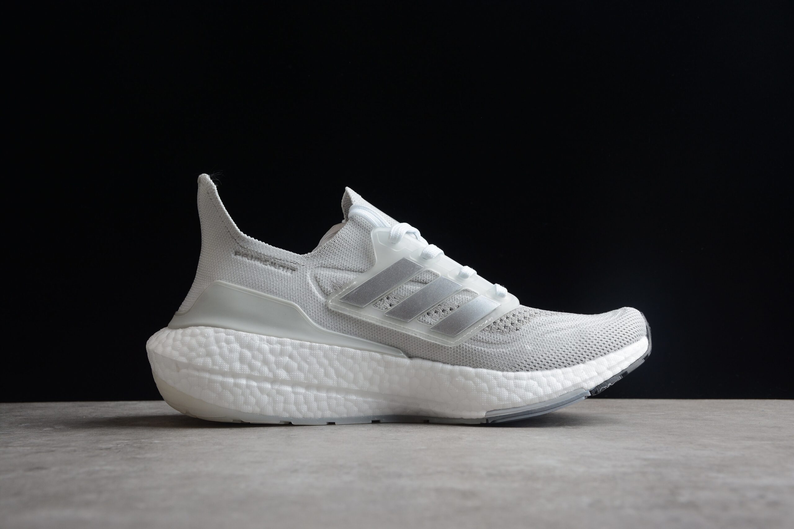 UltraBoost 21 UB21 GV7724