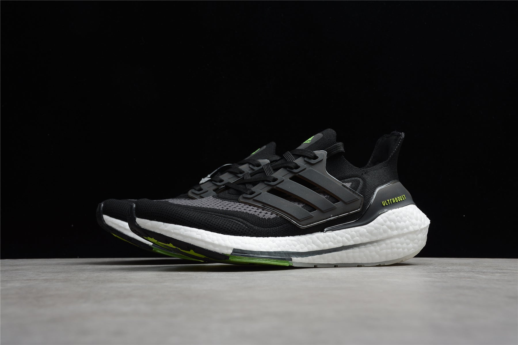 Ultra Boost UB21 FZ2056 - Image 4