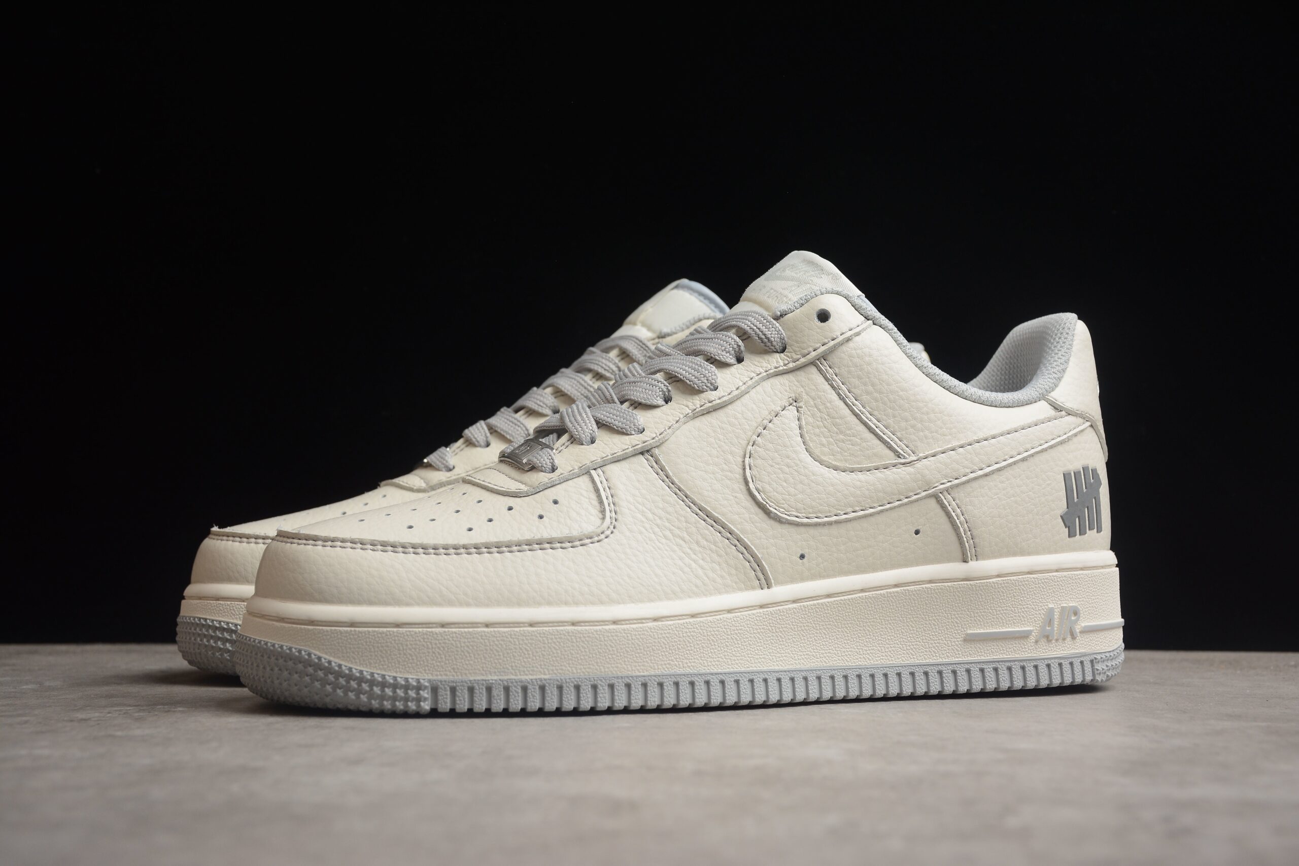 Undefeated x Nk Air Force 1'07 Low UN1988-666 - Image 2