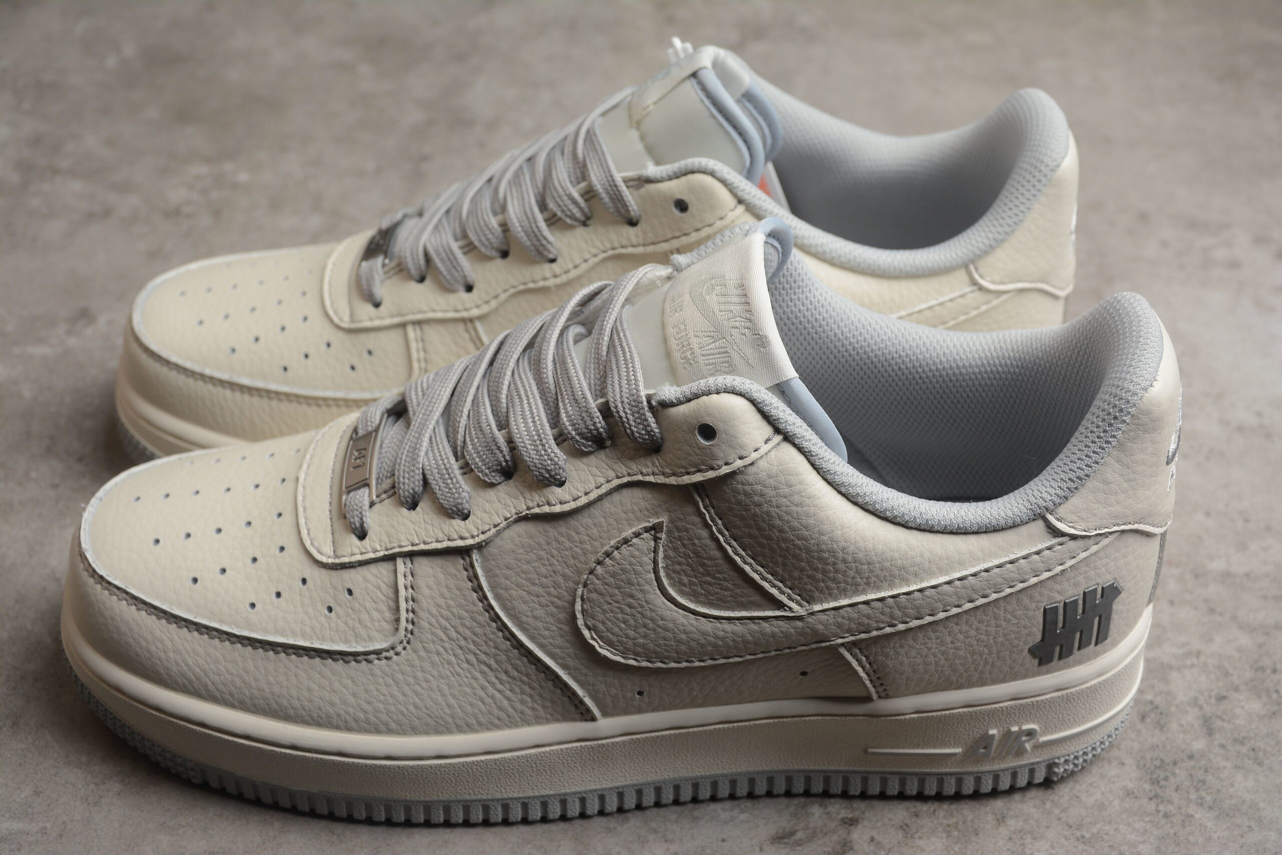 Undefeated x Nk Air Force 1'07 Low UN1988-666 - Image 3