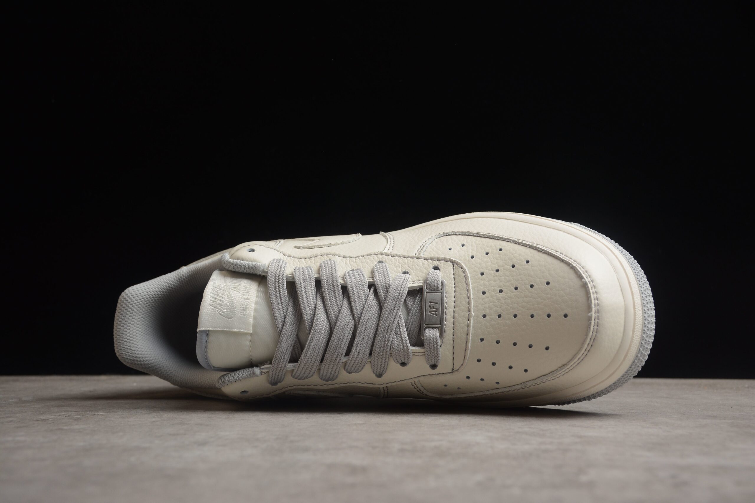 Undefeated x Nk Air Force 1'07 Low UN1988-666 - Image 5