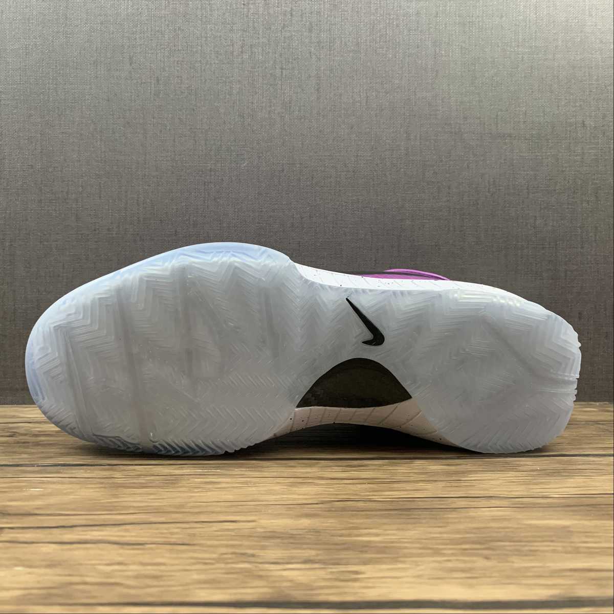 Kobe CQ3869-500 - Image 5