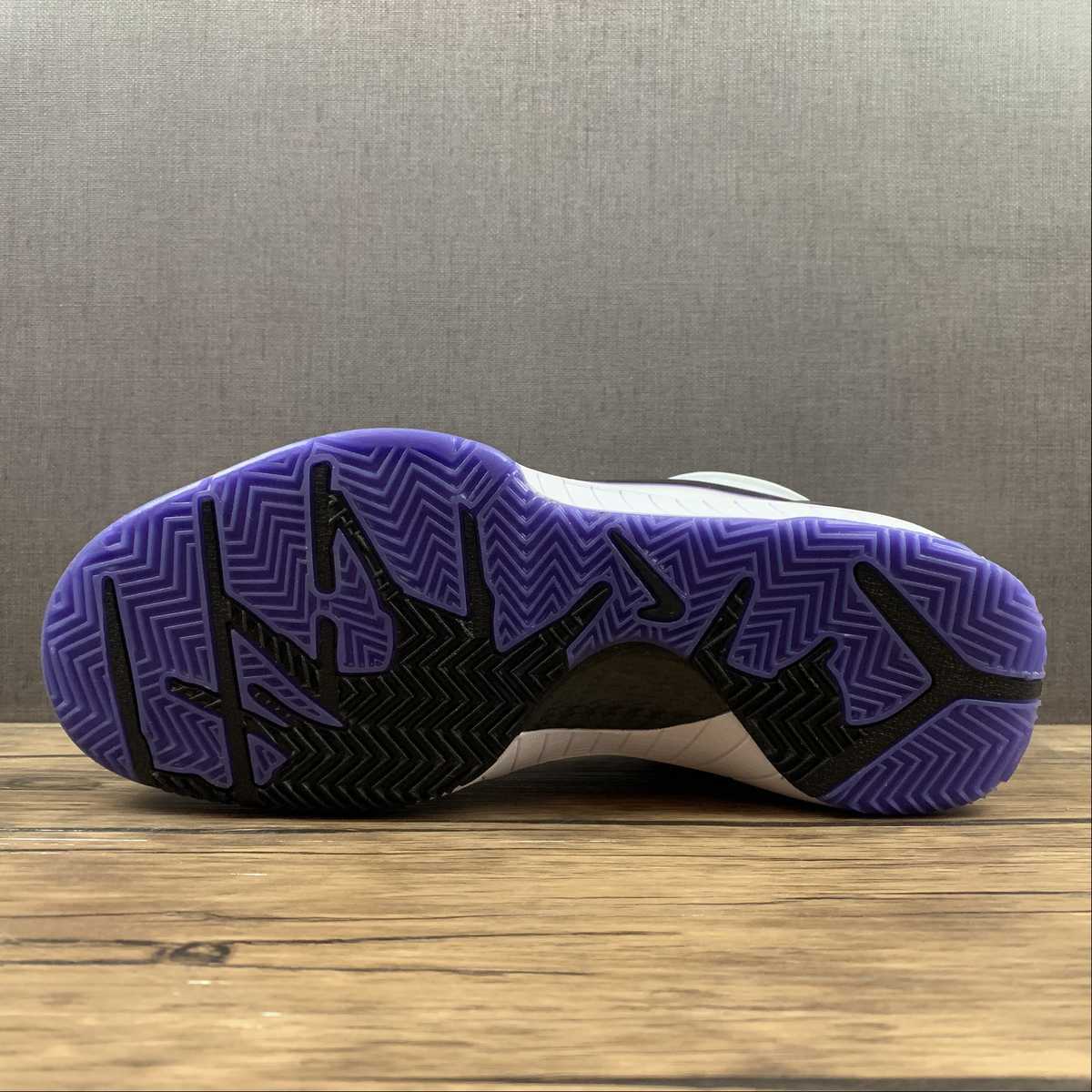 China Nike Kobe 344335 - Image 5