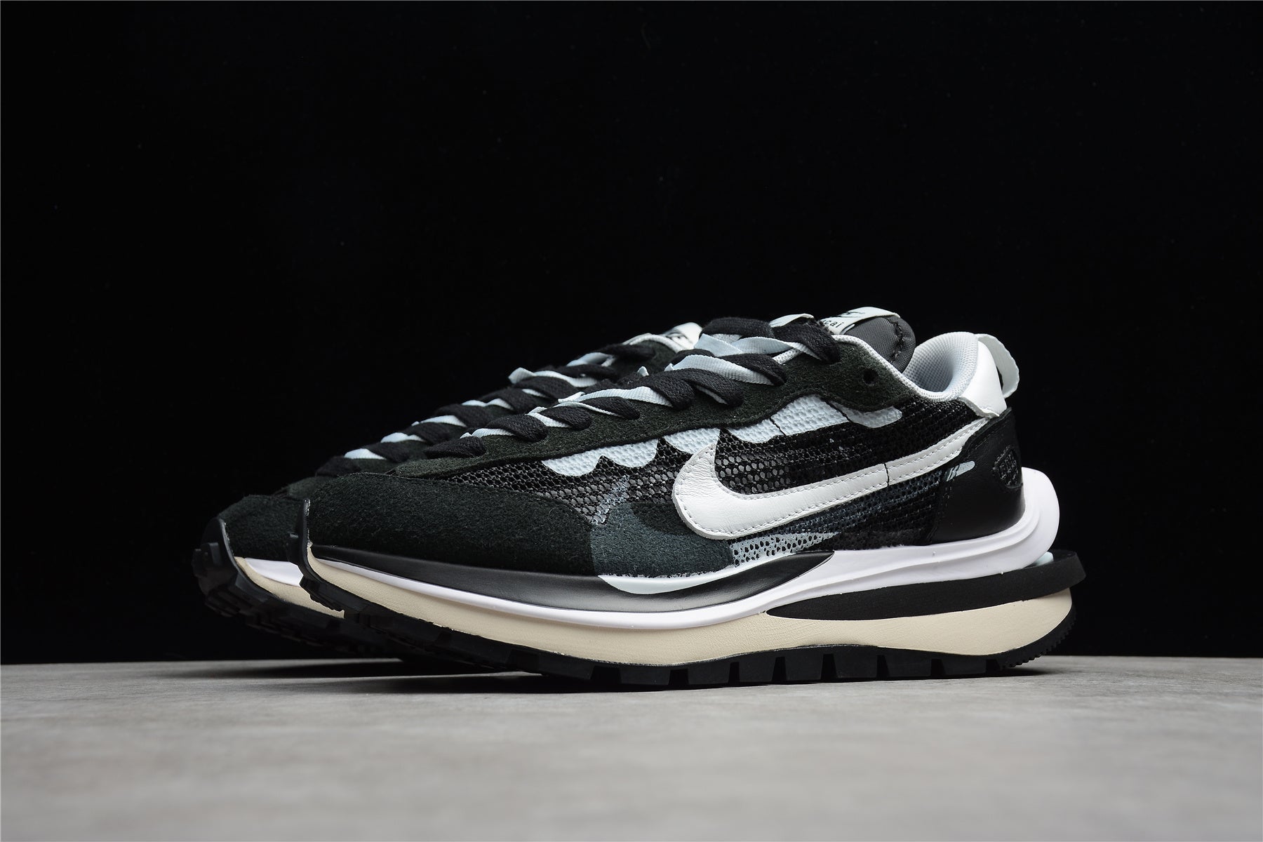 R26 SACAI BV0073-001 - Image 4