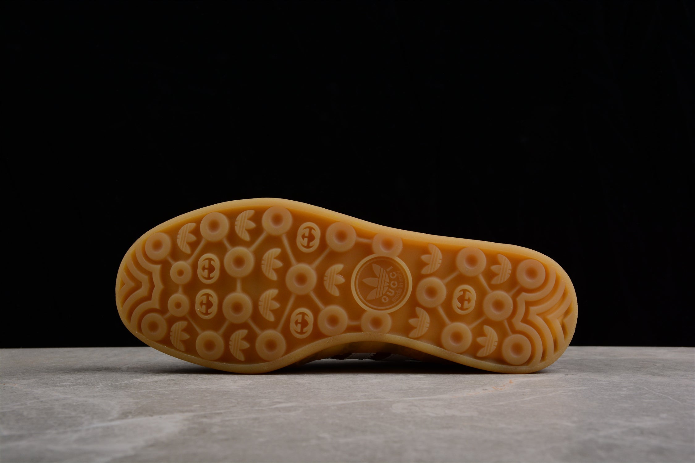 Adidas x GUCCI adidas 707847 UTT10 9060 (Copy) - Image 4