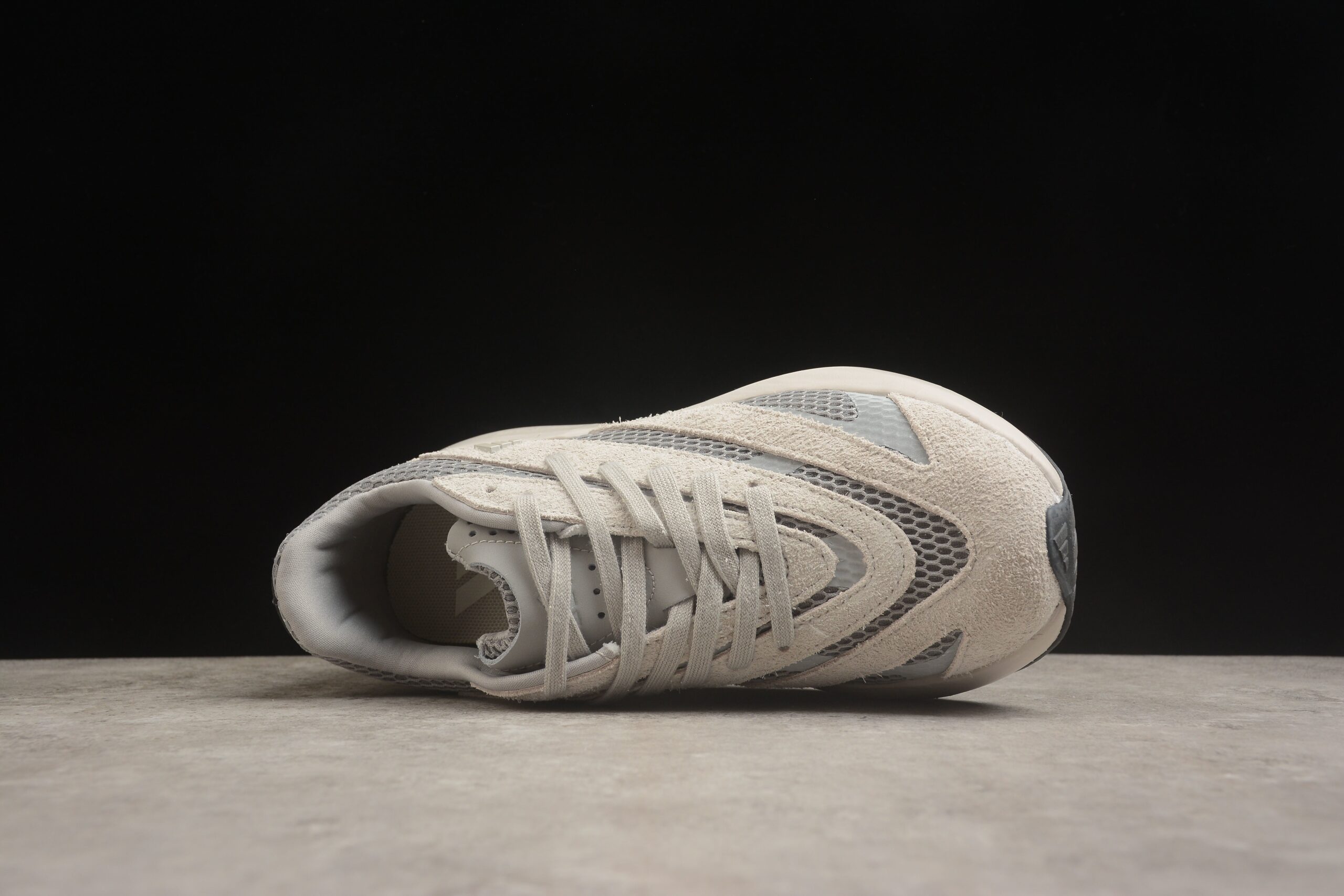 adidas LIGHTSTRIDE JQ9975 - Image 3