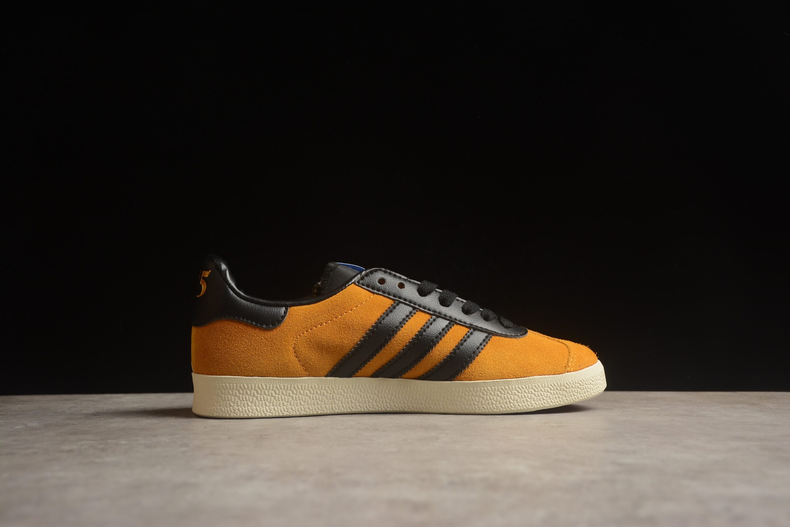 adidas Originals Gazelle JP5283