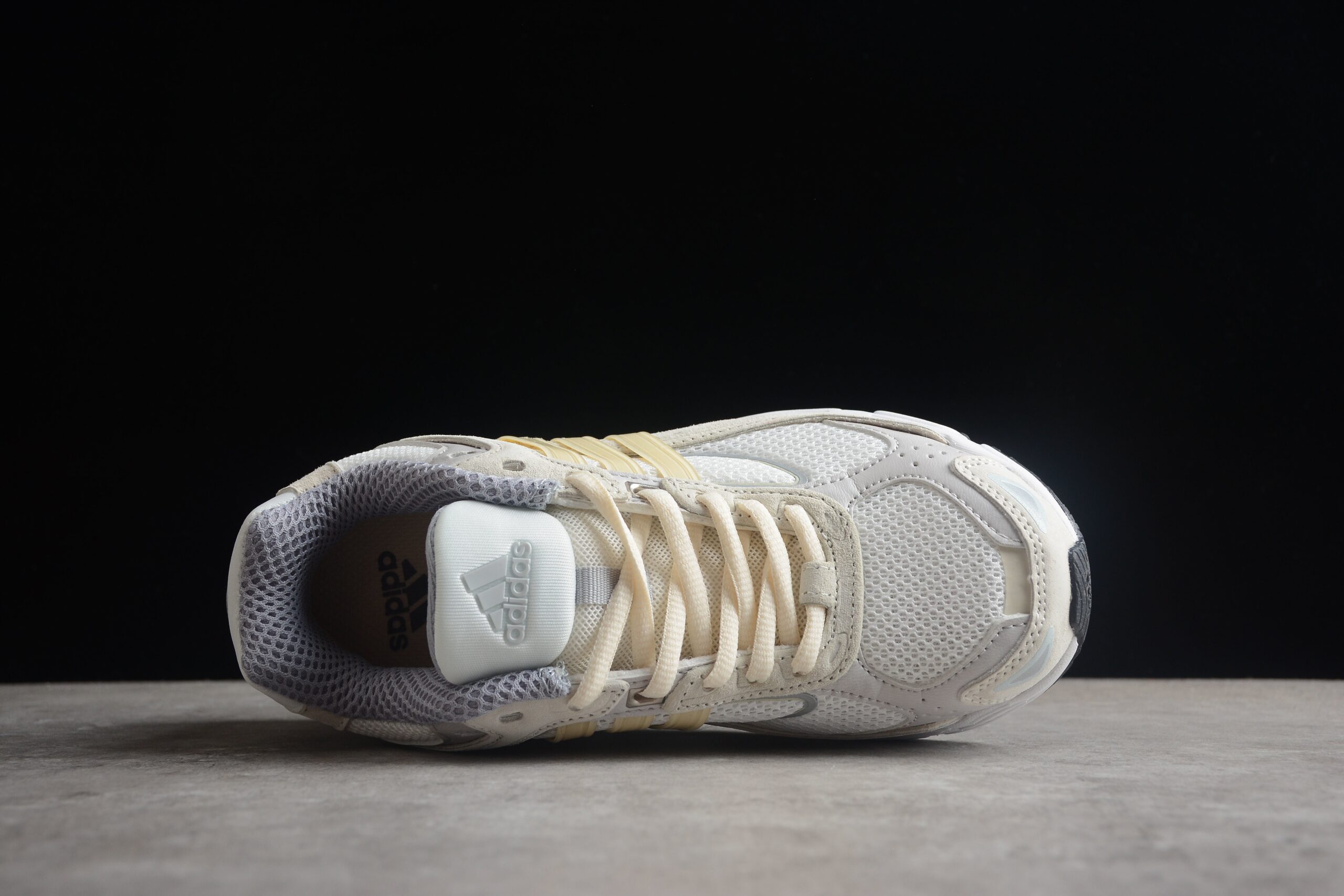 adidas Response GZ1562 - Image 3