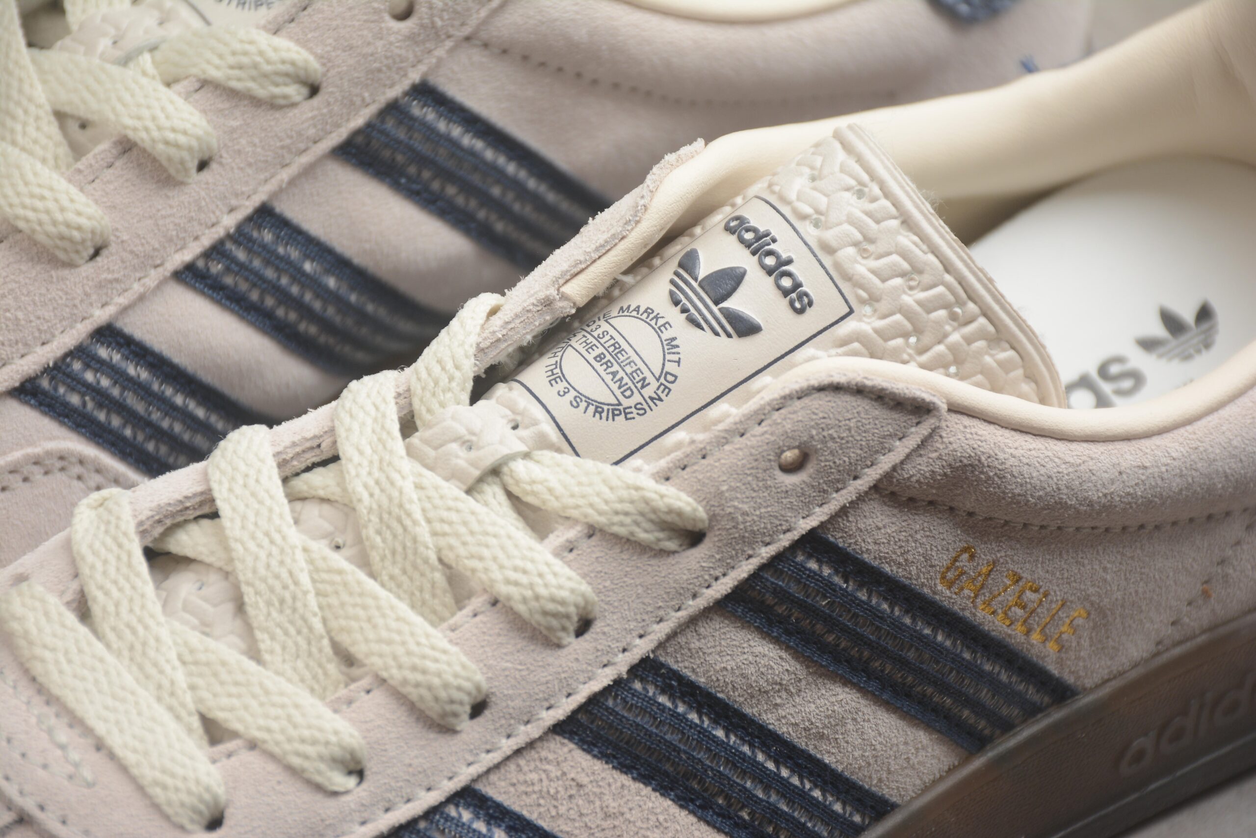 adidas originals GAZELLE INDOOR JR3381 - Image 2