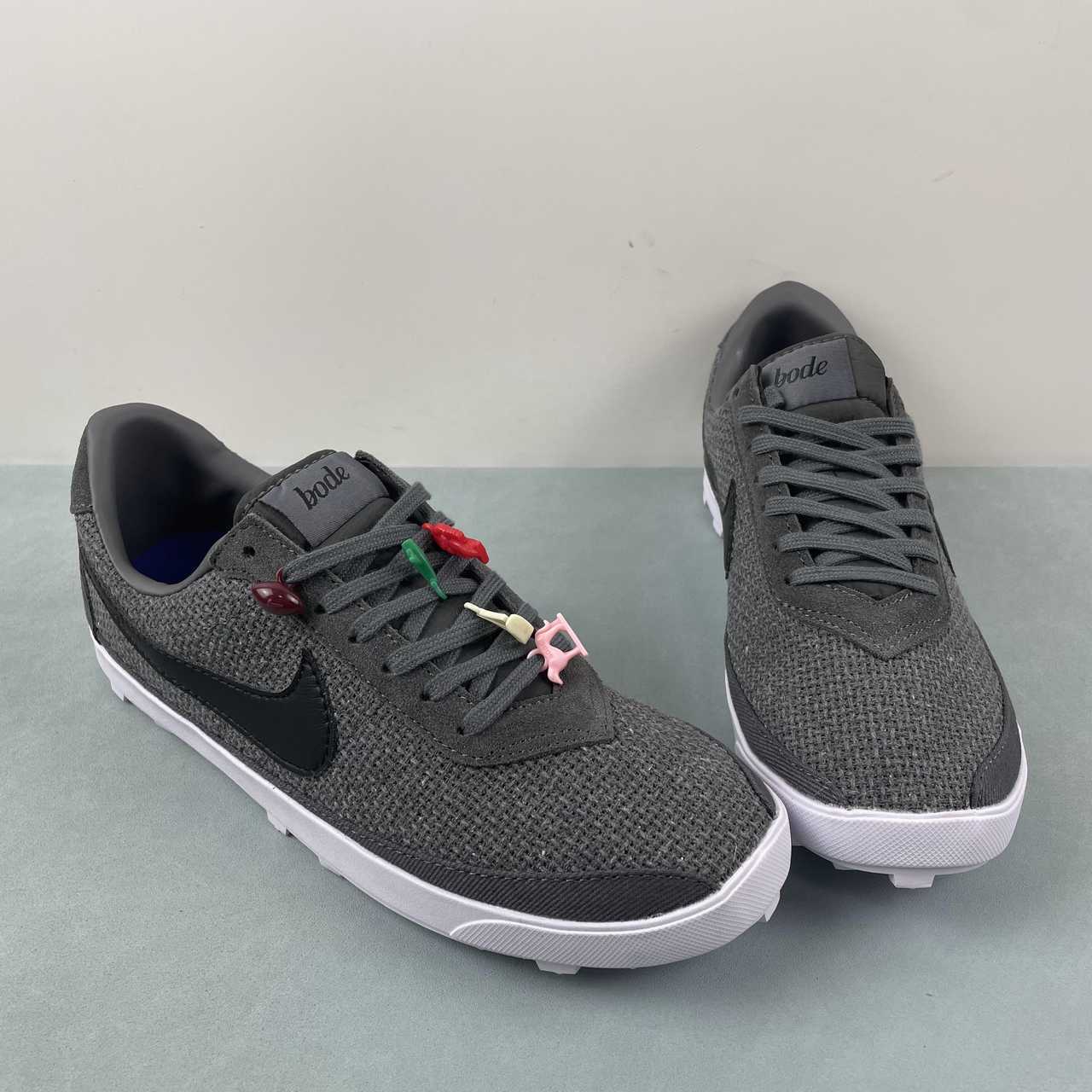 Nike Astro Grabber - Image 4