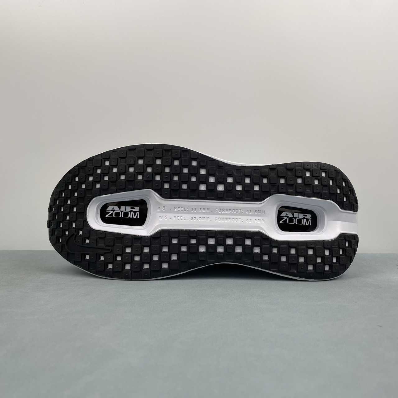 NIKE Vomero Premium - Image 5