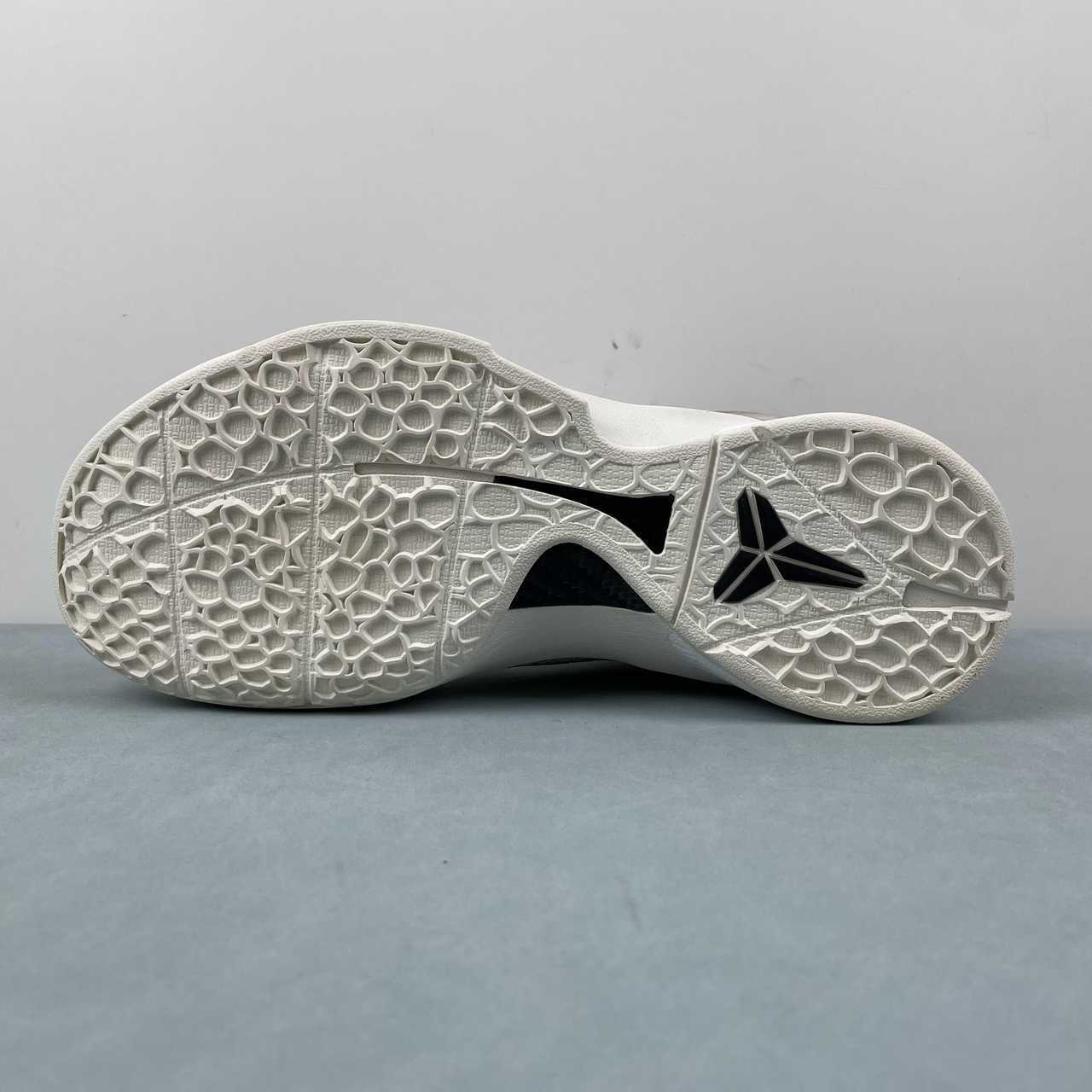 Nike Kobe - Image 5