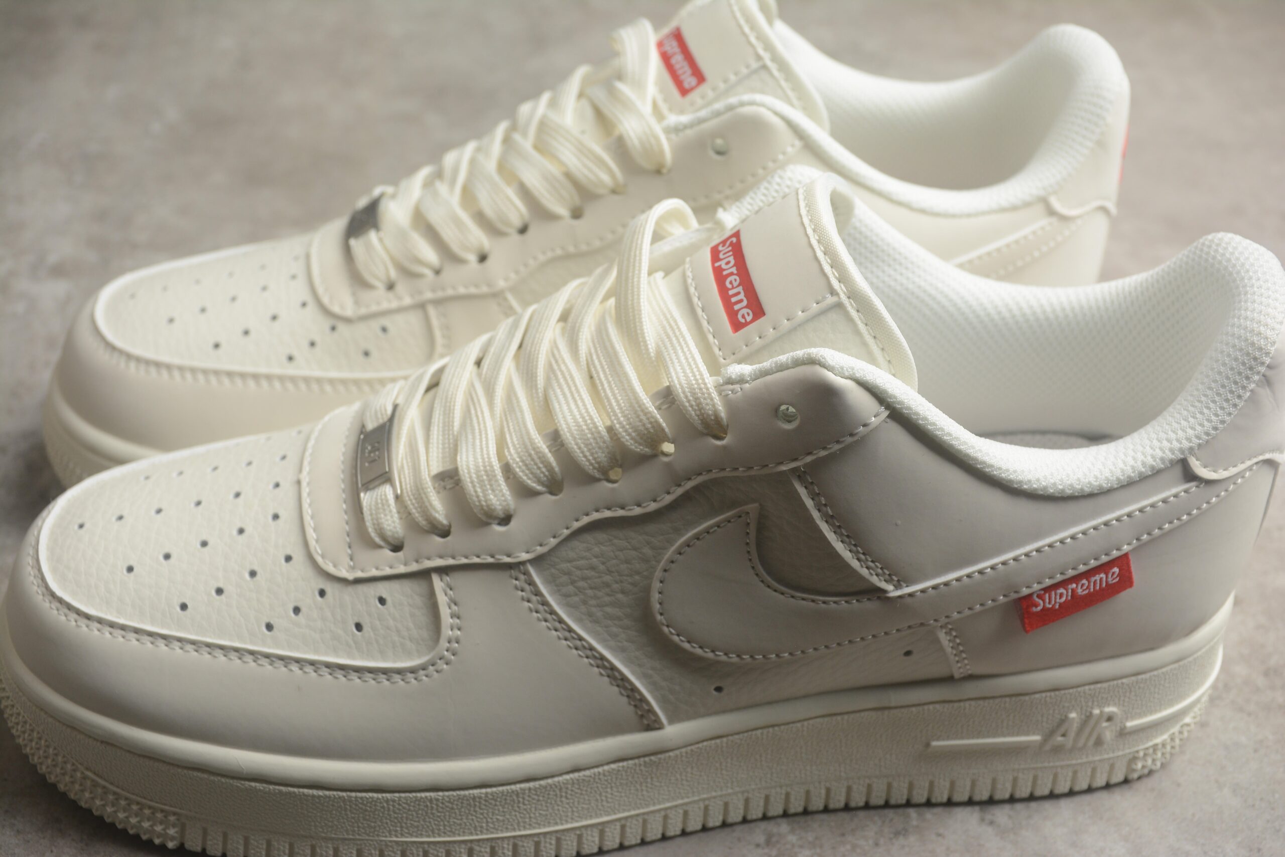 Supreme x Nk Air Force 1'07 Low HD1968-007 - Image 5