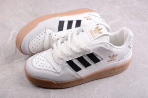 FORUM LOW CL IG3769