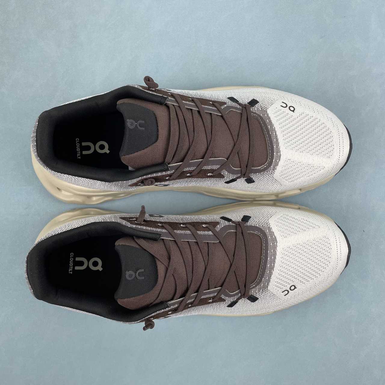 On Cloudtilt - Image 4