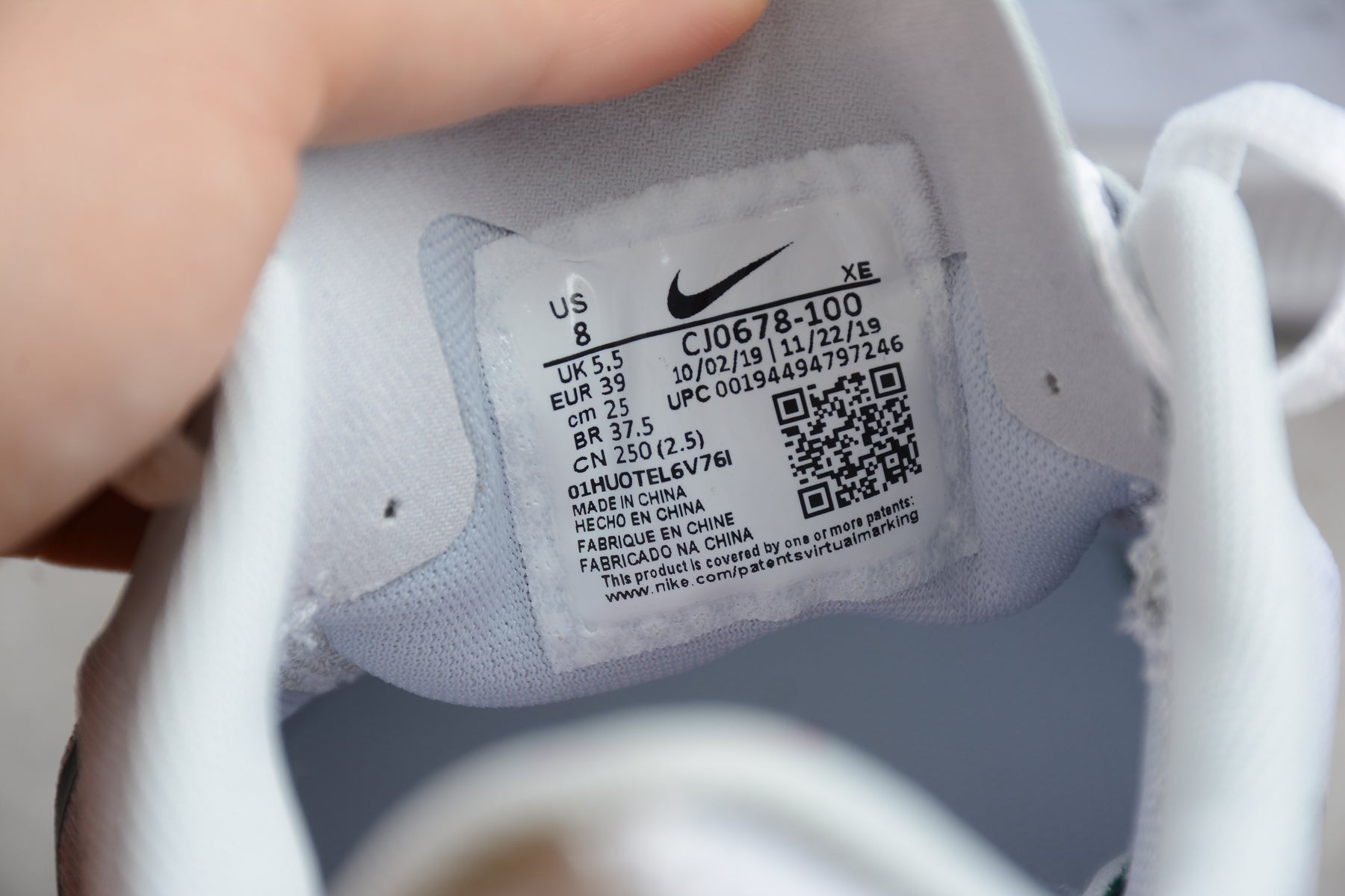 Nike Air Zoom Pegasus 37 White Black - Image 8