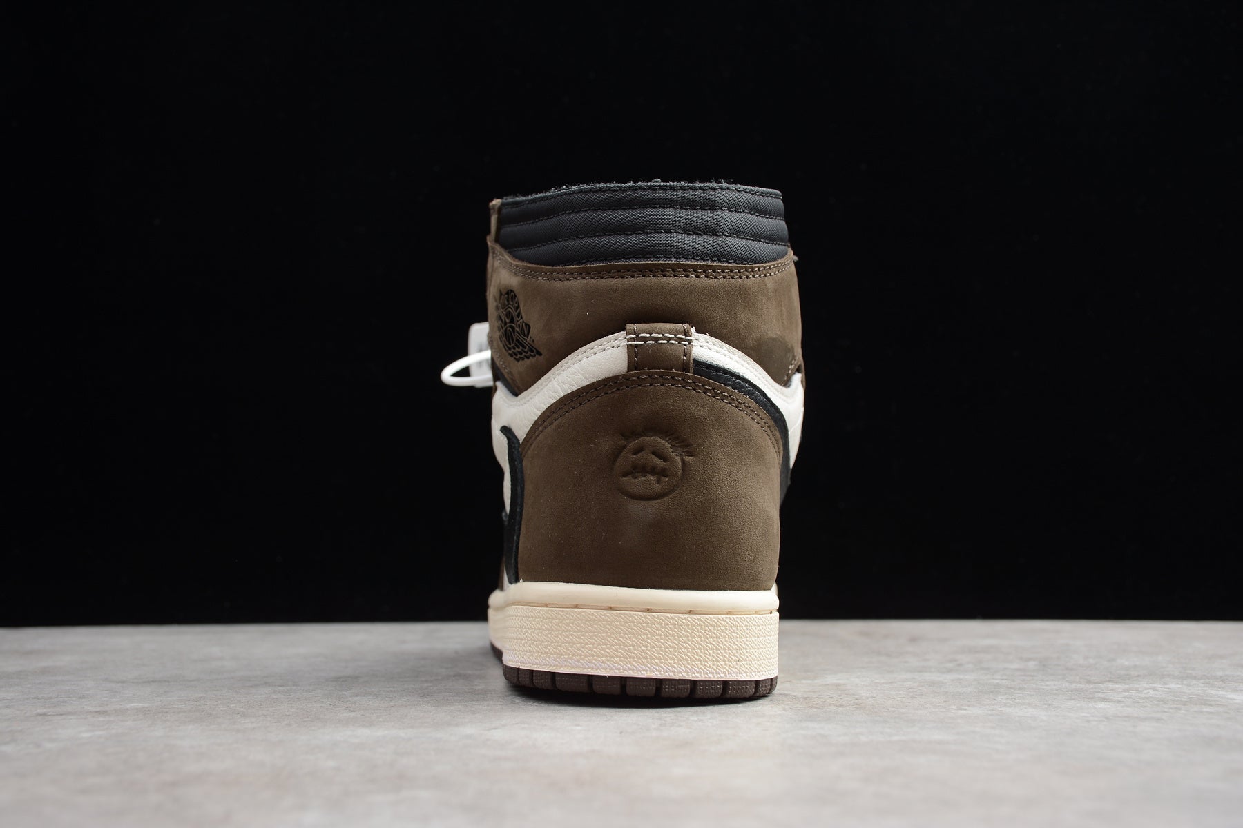 Air Jordan 1 Retro High OG (R45 CJ Premium Version - Image 6