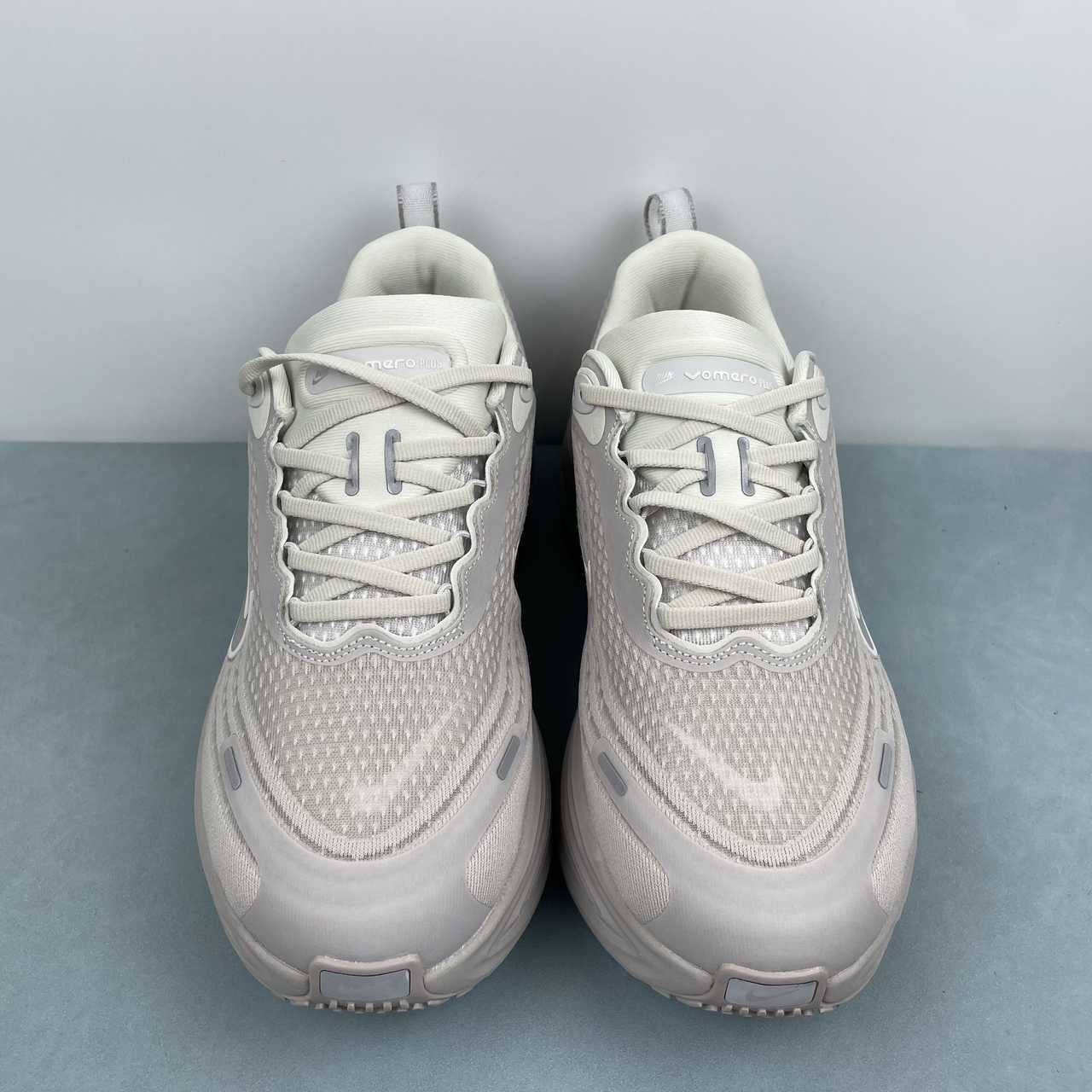 Nike Zoom Vomero PLUS - Image 3