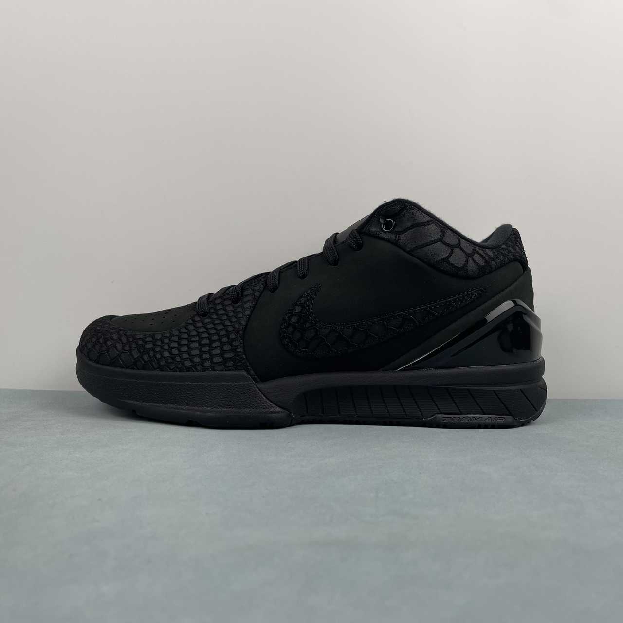 Nike Kobe V - Image 3