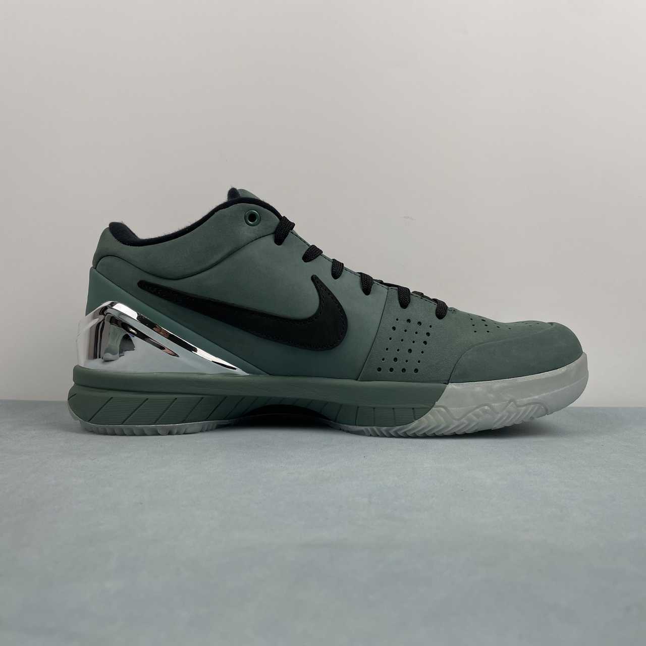 Nike Kobe V - Image 2