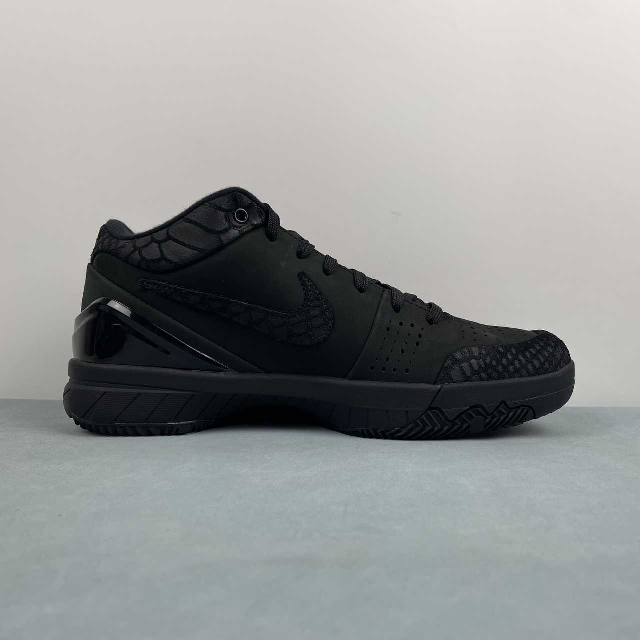 Nike Kobe V - Image 2