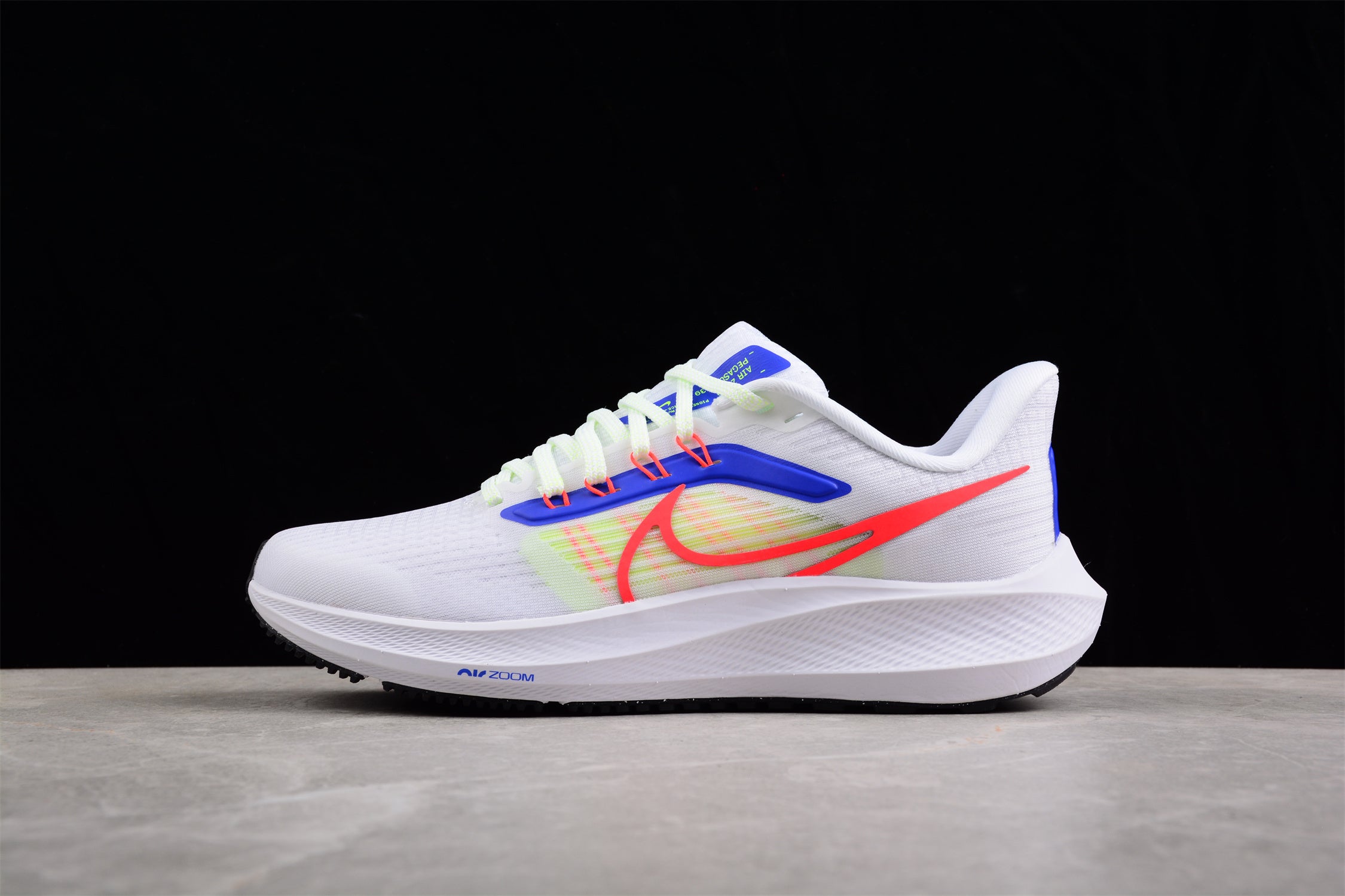 Nike Air Zoom Pegasus 39 'White Racer Blue Crimson' - Image 2