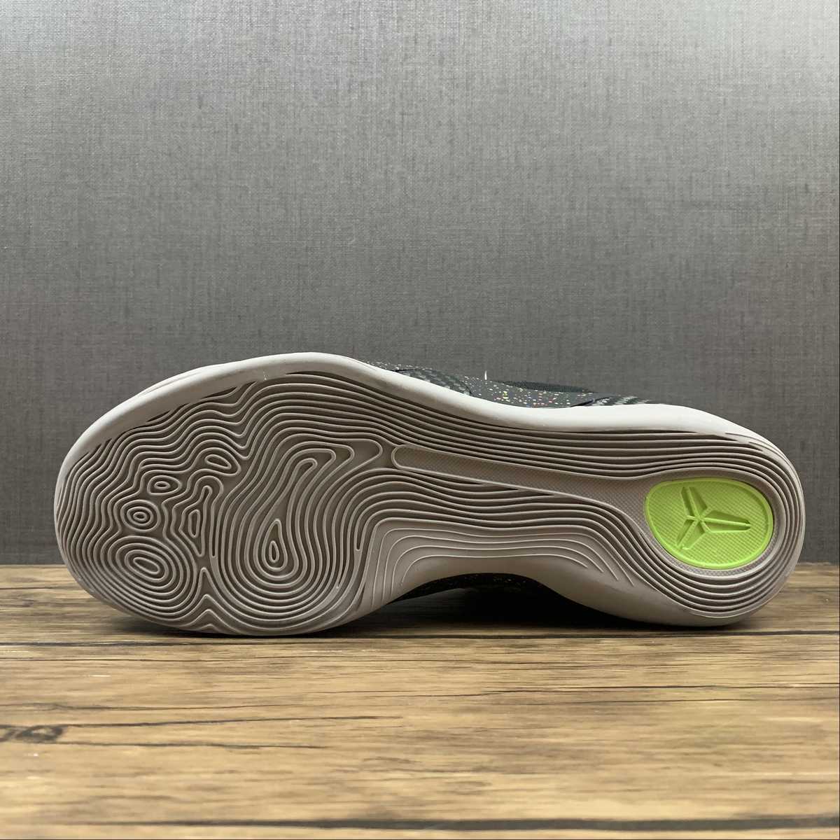 Kobe SHOES 636602-001 - Image 5