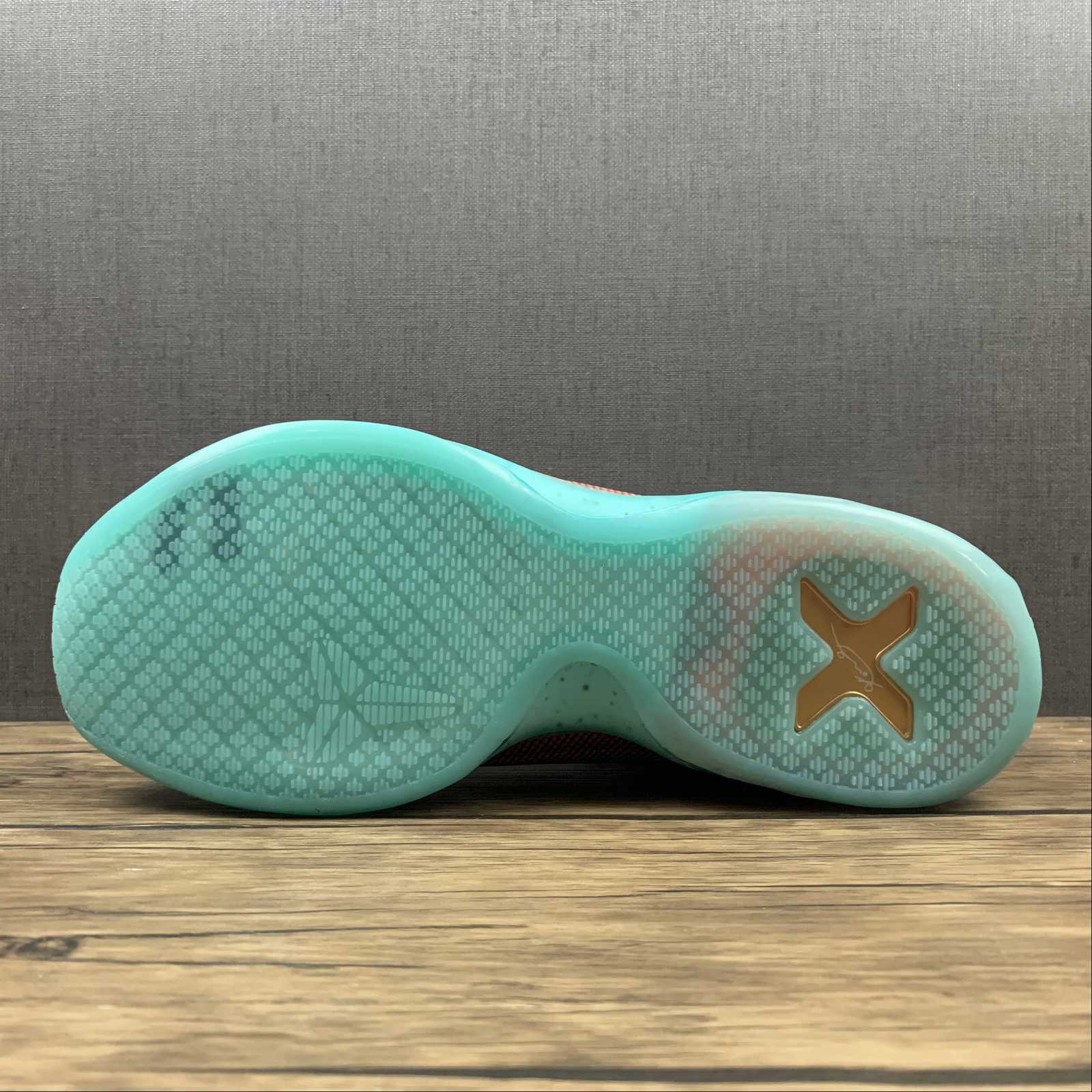 Kobe PROTRO 705317-808 - Image 5