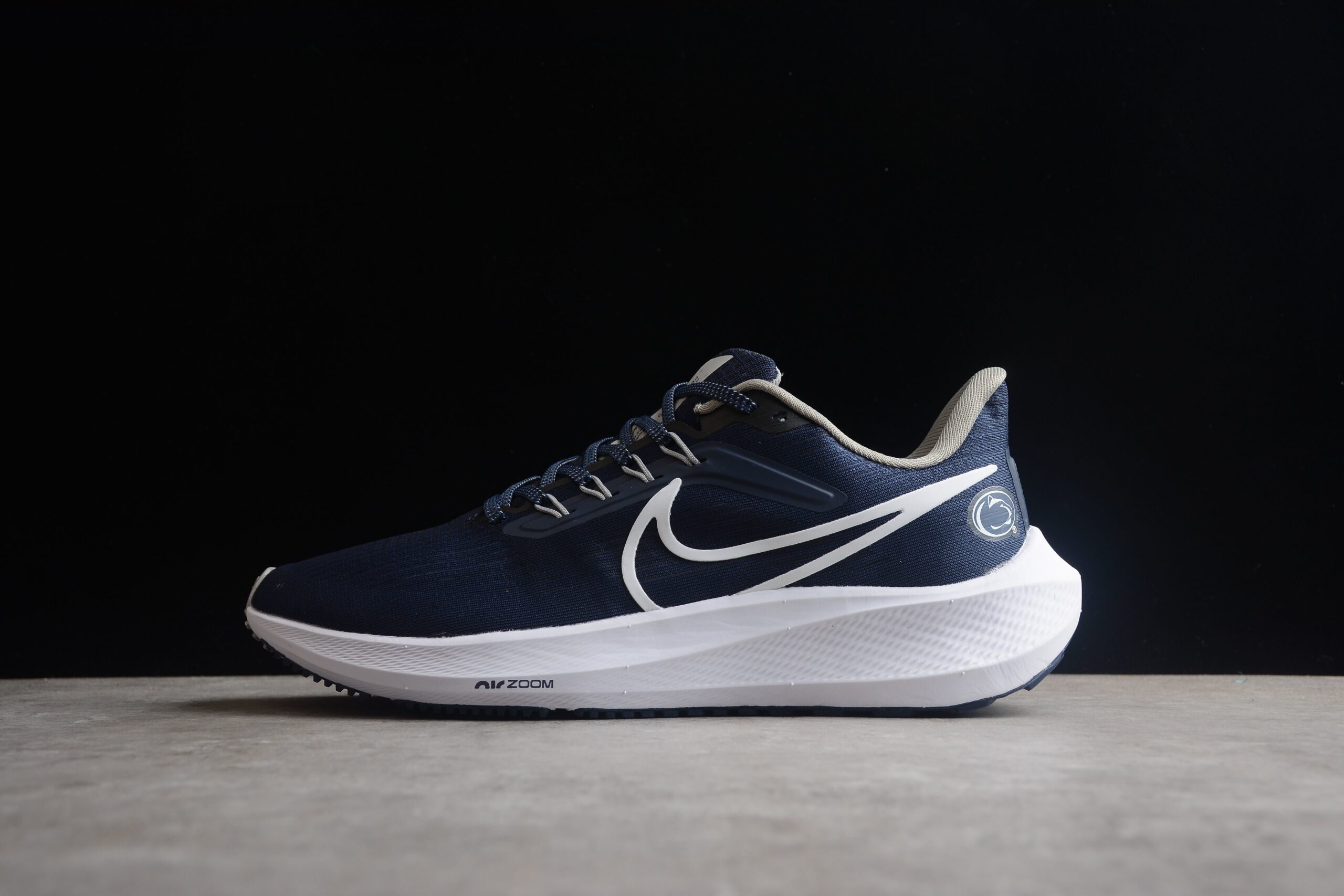 Nike Air Zoom Pegasus 39 'Penn State' - Image 2
