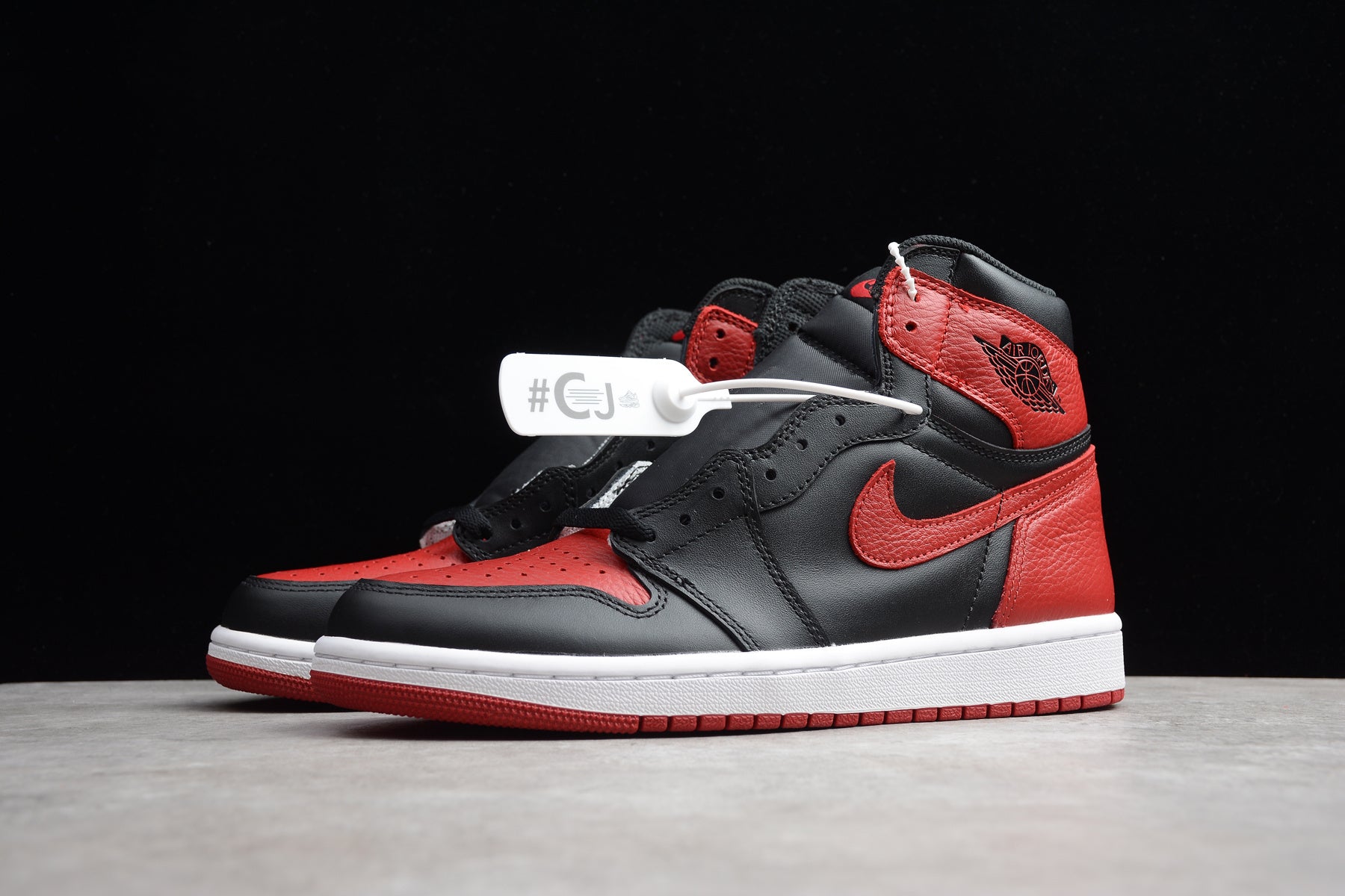 Air Jordan 1 Retro High OG (R40 CJ Premium Version) - Image 3